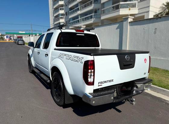 NISSAN FRONTIER 2.5 SV ATTACK 4X4 CD TURBO ELETRONIC DIESEL 4P AUTOMÁTICO NISSAN FRONTIER 2.5 SV ATTACK 4X4 CD TURBO ELETRONIC DIESEL 4P AUTOMÁTICO